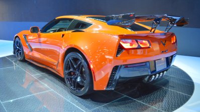 2019 Chevrolet Corvette ZR1 rear three quarters left side at 2017 Dubai Motor Show