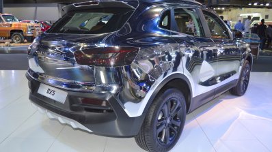 Borgward BX5 chrome rear three quarters right side at 2017 Dubai Motor Show