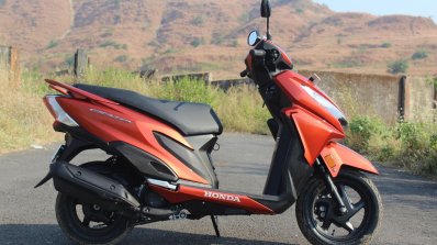 Honda Grazia first ride review right side
