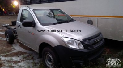 Isuzu D-Max Spark spied in India