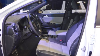 Kia Sportage front seats at 2017 Dubai Motor Show
