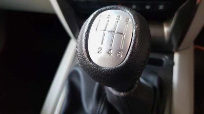 Mahindra Scorpio 2017 facelift gear knob