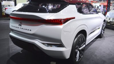 Mitsubishi Ground Tourer PHEV Concept at Thai Motor Expo 2017 front three quarters rear three quarters