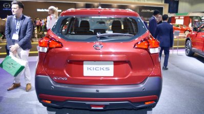 Nissan Kicks at Dubai Motor Show 2017 rear