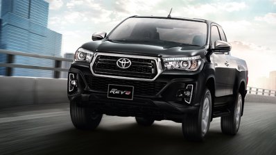 Toyota hilux Revo facelift smart cab front