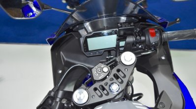 Yamaha R15 v3.0 keyslot