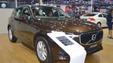 2017 Volvo XC60 front three quarters right side at 2017 Thai Motor Expo