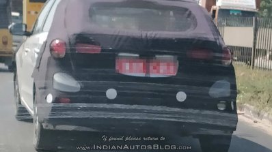 2018 Hyundai i20 facelift spy shot rear angle
