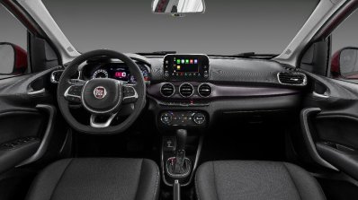 Fiat Cronos interior dashboard