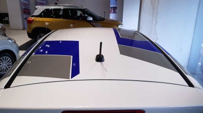Maruti Swift Limited Edition roof