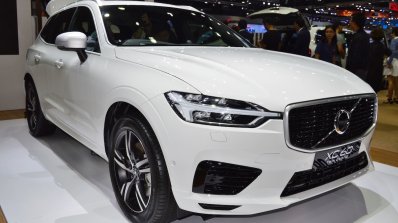 Volvo XC60 T8 R-Design at Thai Motor Expo 2017 front three quarters