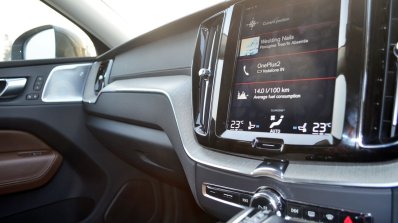 Volvo XC60 test drive review front angle touchscreen AVN