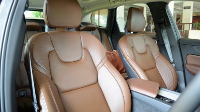 Volvo XC60 test drive review front seats