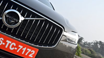 Volvo XC60 test drive review grille and logo
