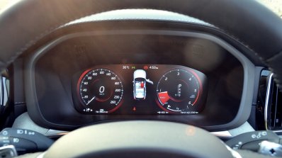 Volvo XC60 test drive review instrument console