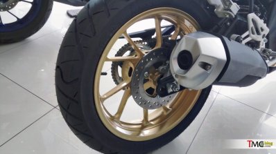 Yamaha r15 v3 alloy best sale wheel price