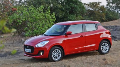 2018 Maruti Swift test drive review front side angle