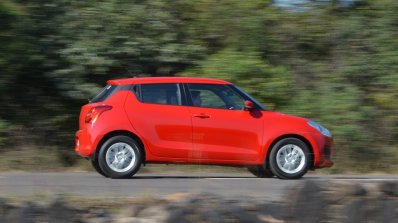 2018 Maruti Swift test drive review side motion