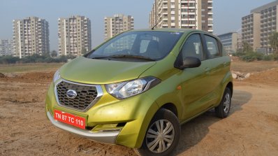 Datsun redi-GO 1.0 MT Lime front three quarters left side