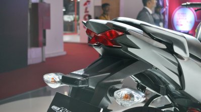 2018 Honda CB Hornet 160R tail light at 2018 Auto Expo