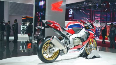 2018 Honda CBR1000RR Fireblade SP rear right quarter at 2018 Auto Expo
