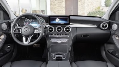 2018 Mercedes C-Class Estate (facelift) dashboard interior