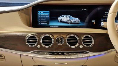 2018 Mercedes S-Class interior centre console