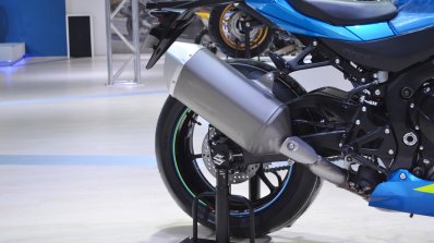 2018 Suzuki GSX-R1000R Blue exhaust at 2018 Auto Expo