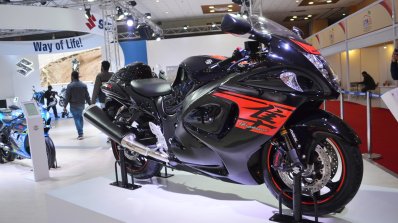 2018 Suzuki Hayabusa Black right side at 2018 Auto Expo