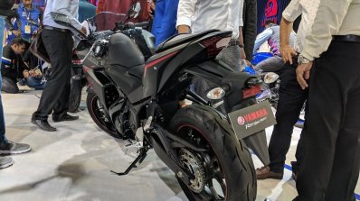 2018 Yamaha YZF-R3 Black rear left quarter at 2018 Auto Expo