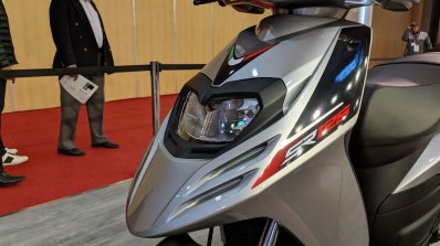 Aprilia SR 125 headlight at 2018 Auto Expo