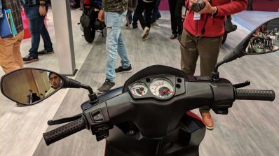 Aprilia Storm Red cockpit at 2018 Auto Expo