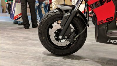 Aprilia Storm Red front wheel at 2018 Auto Expo