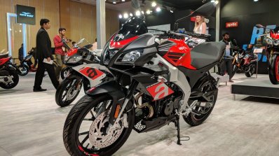Aprilia Tuono 150 front left quarter at 2018 Auto Expo