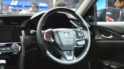 Honda Civic steering wheel at Auto Expo 2018