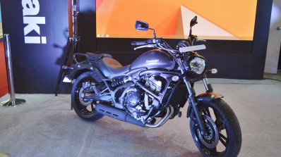 Kawasaki Vulcan S front right quarter at 2018 Auto Expo