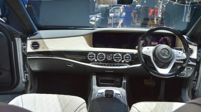 Mercedes-Maybach S 650 Saloon dashboard at Auto Expo 2018