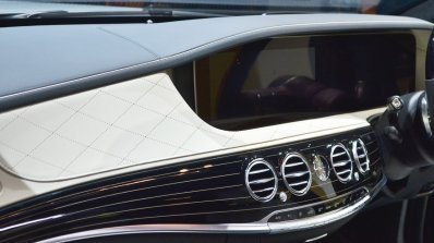 Mercedes-Maybach S 650 Saloon dashboard trim at Auto Expo 2018