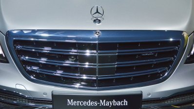 Mercedes-Maybach S 650 Saloon upper grille at Auto Expo 2018