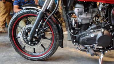 Royal Enfield Thunderbird 350X Red front wheel India launch