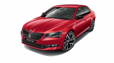 Skoda Superb Sportline front three quarters