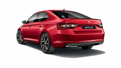Skoda Superb Sportline rear three quarters