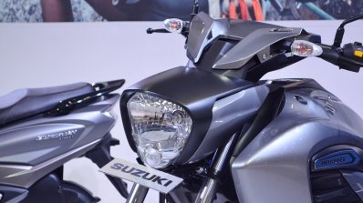Suzuki Intruder 150 FI headlight at 2018 Auto Expo
