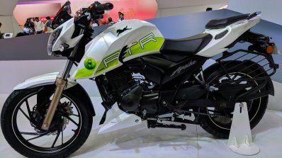 TVS Apache RTR 200 Fi Ethanol left side at 2018 Auto Expo