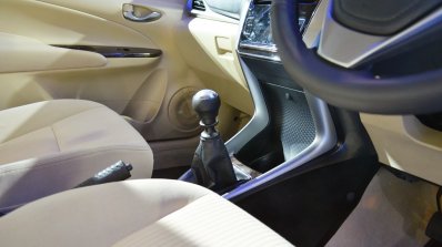 Toyota Yaris gearshift lever at Auto Expo 2018