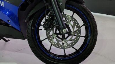 Yamaha YZF-R15 V 3.0 front wheel at 2018 Auto Expo