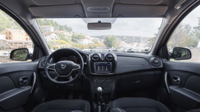 2017 Renault Logan interior dashboard