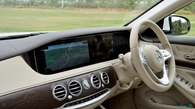 2018 Mercedes-Benz S-Class review test drive dasboard angle view