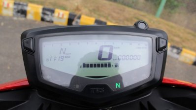 2018 TVS Apache RTR 160 4V First ride review FI instrument cluster