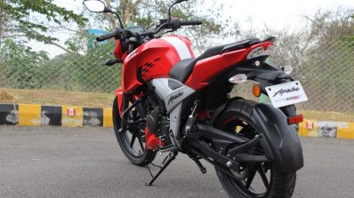 New Tvs Apache Rtr 160 4v Reveals Itself Through Leaked Photograph
